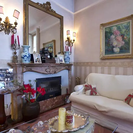 Villa Laveno-mombello Sleeps 8 Pool Wifi *