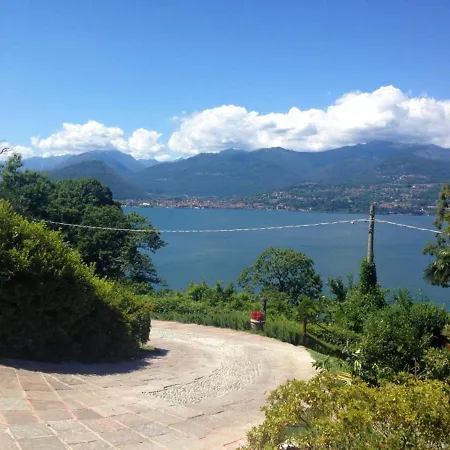 Laveno-mombello Sleeps 8 Pool Wifi Villa Laveno-Mombello