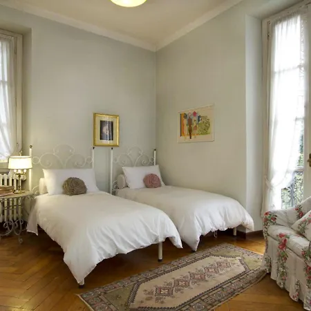 Laveno-mombello Sleeps 8 Pool Wifi Villa *