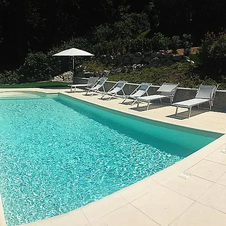 Laveno-mombello Sleeps 8 Pool Wifi Laveno-Mombello